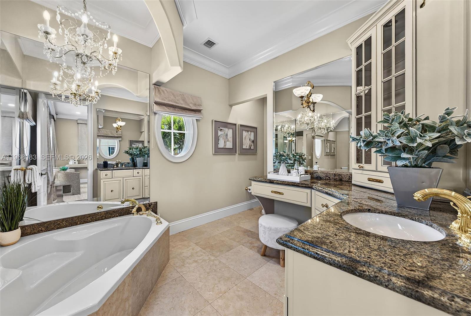 CORAL ISLES - Residential