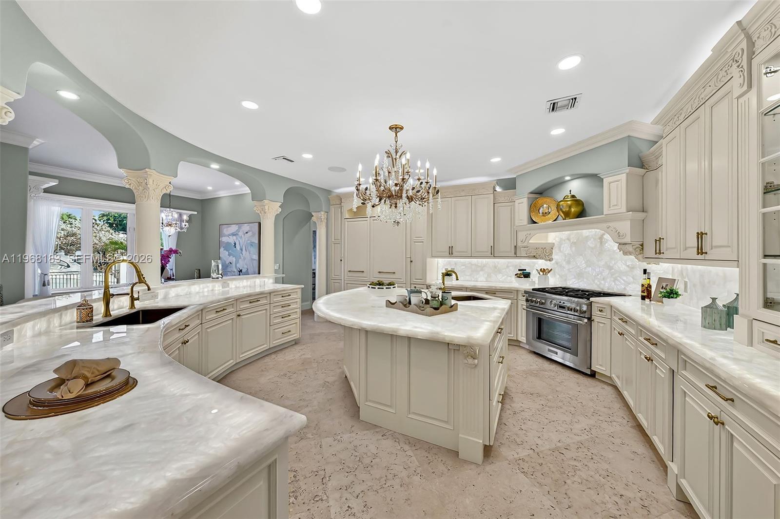 CORAL ISLES - Residential