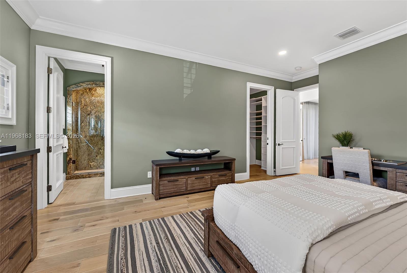 CORAL ISLES - Residential