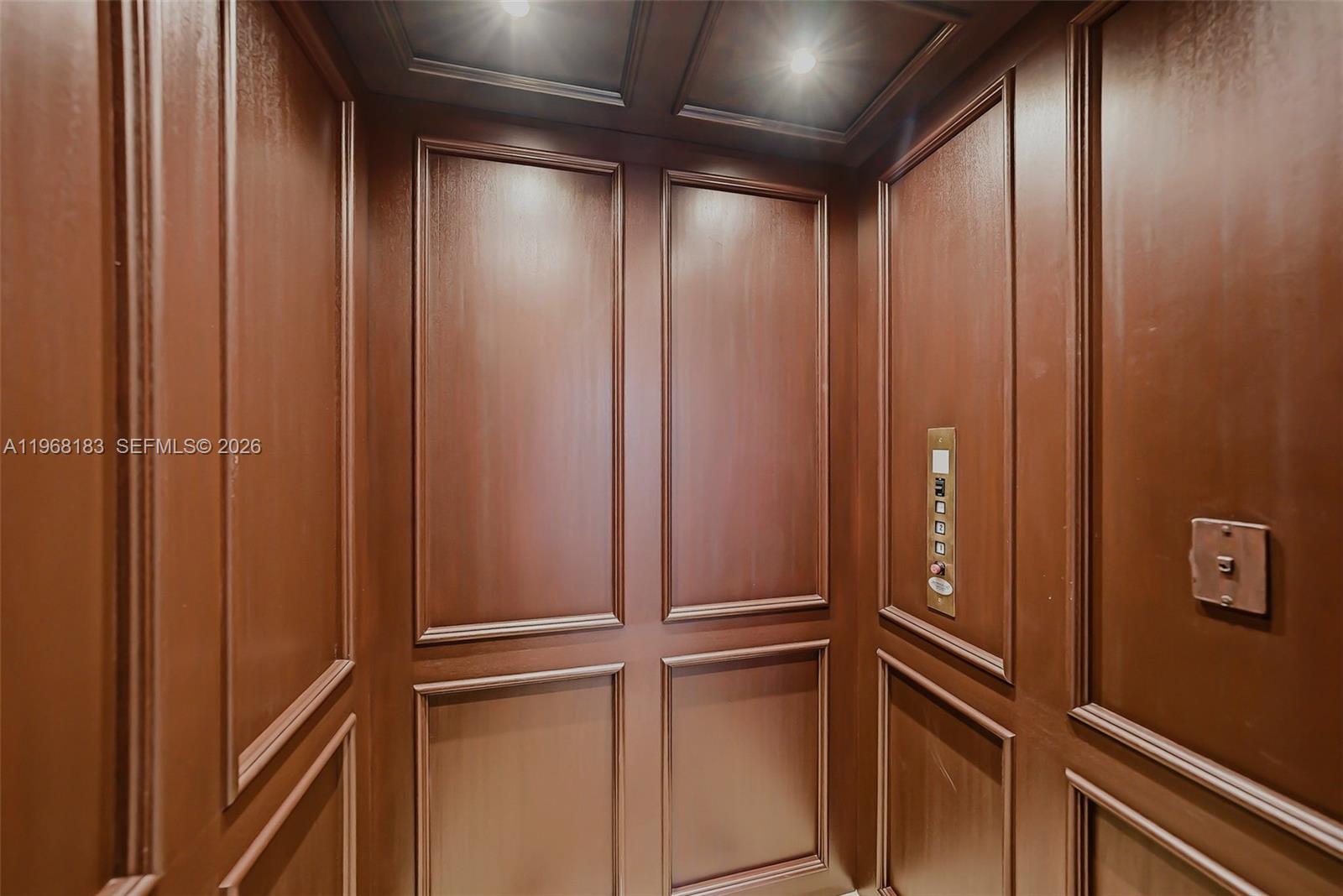 CORAL ISLES - Residential