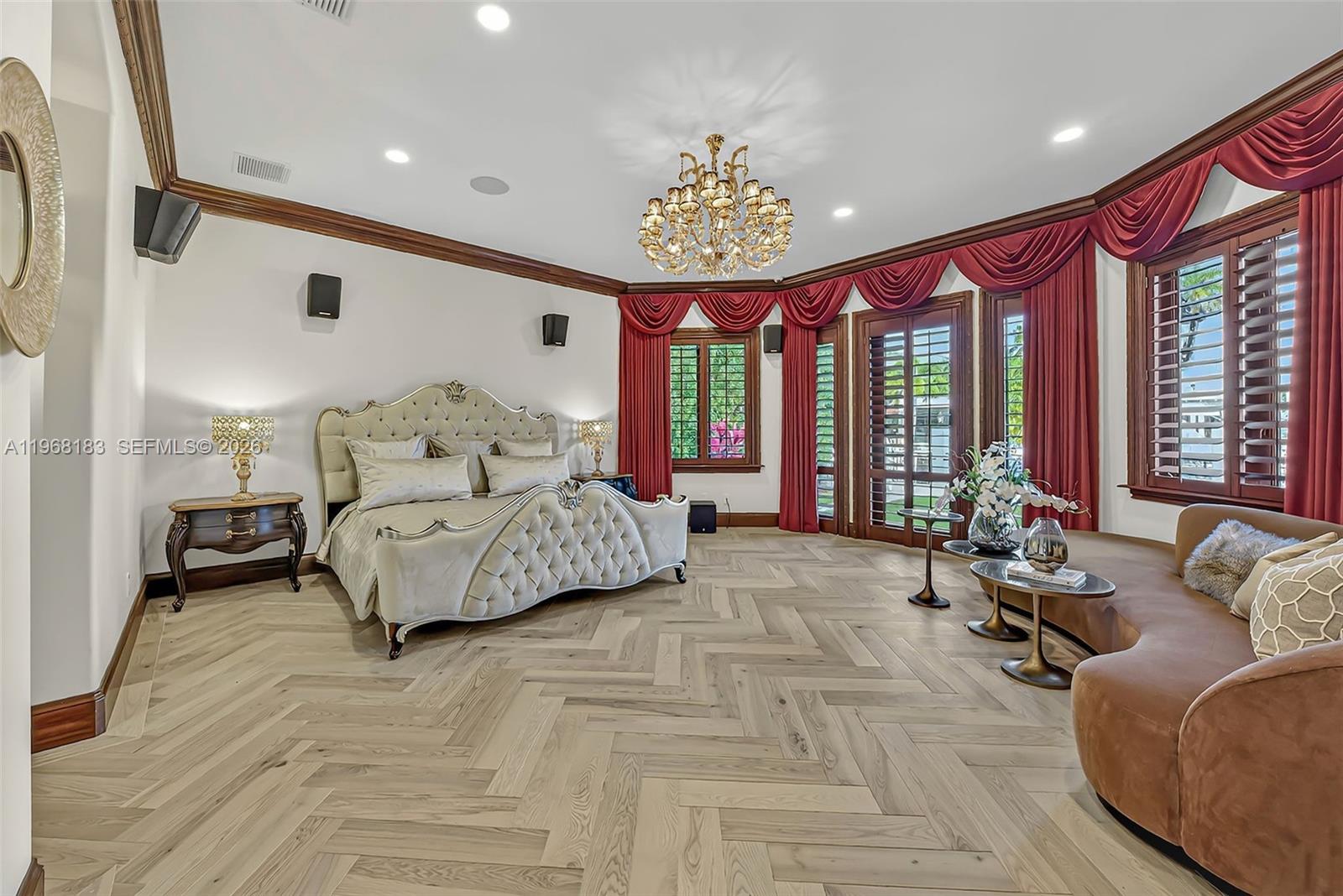 CORAL ISLES - Residential