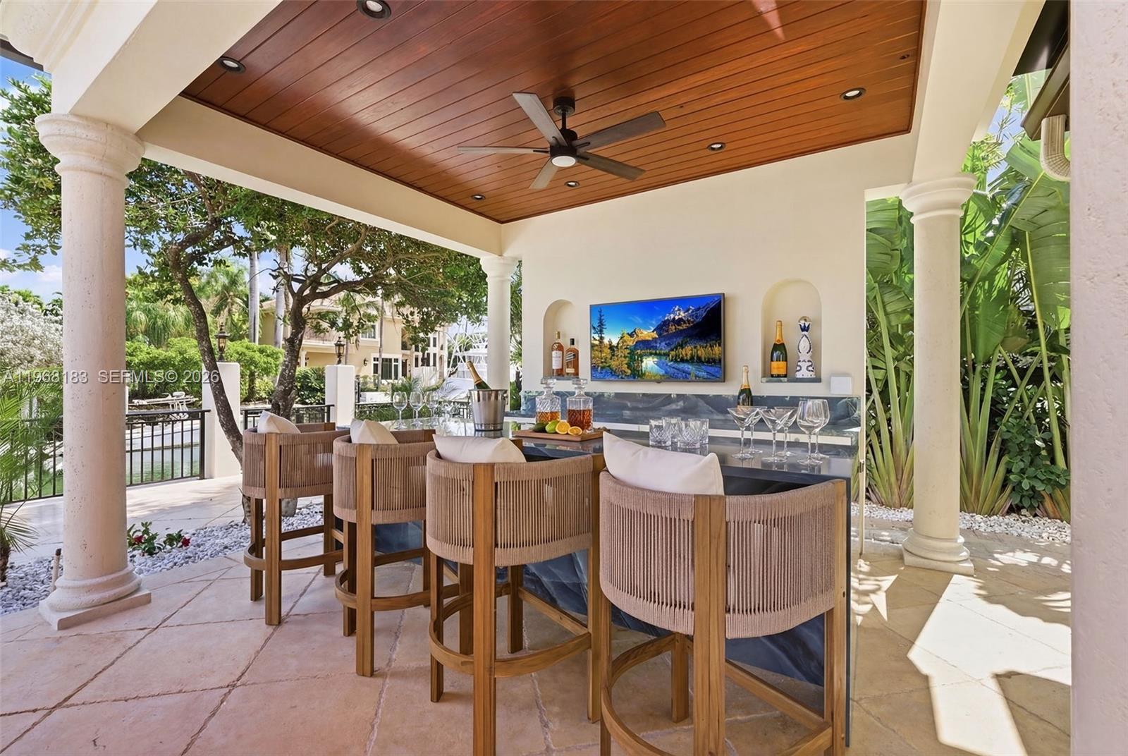 CORAL ISLES - Residential