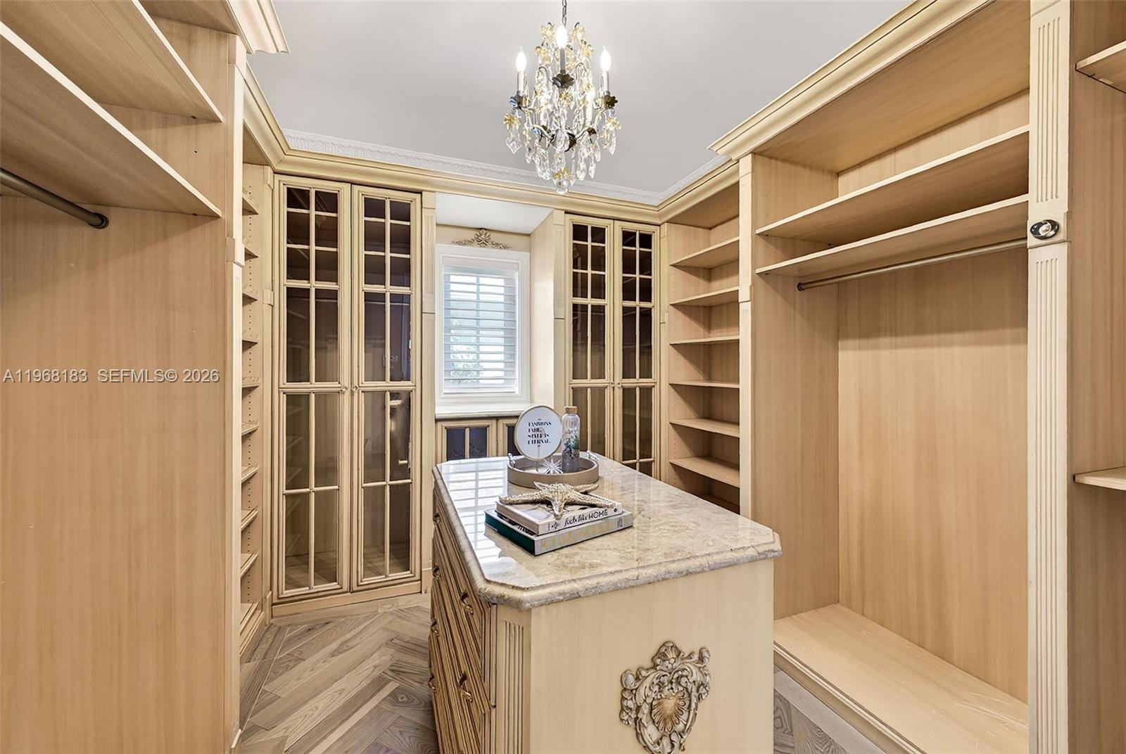 CORAL ISLES - Residential