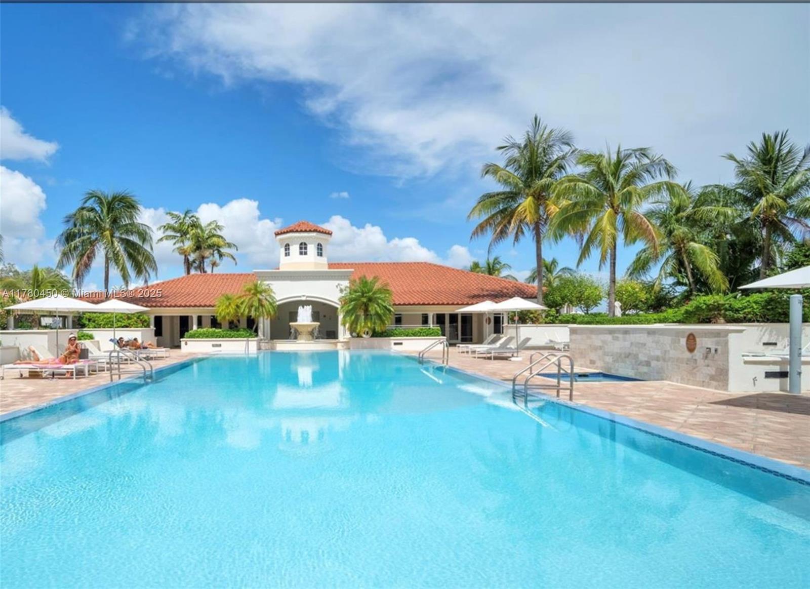 Rental Property at 20000 E Country Club Dr 302, Aventura, Miami-Dade County, Florida - Bedrooms: 1 
Bathrooms: 1  - $2,550 MO.