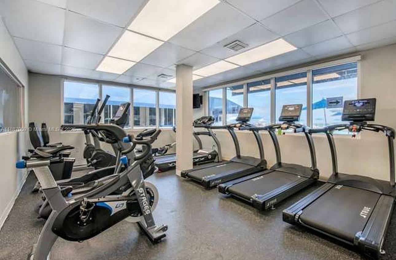 THE AVENTURA BEACH CLUB C - Residential