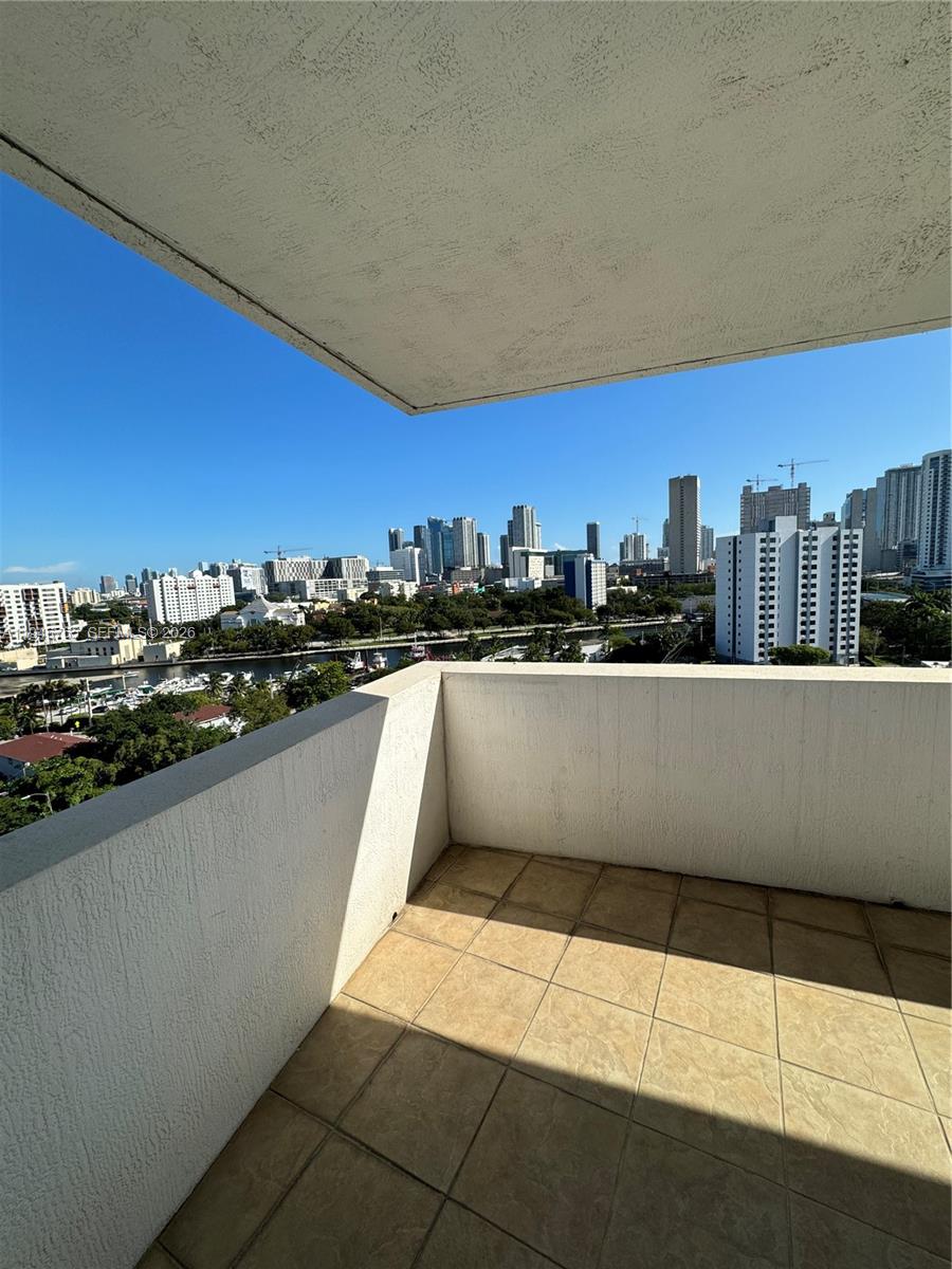 HAVANA LOFTS CONDO - Residential