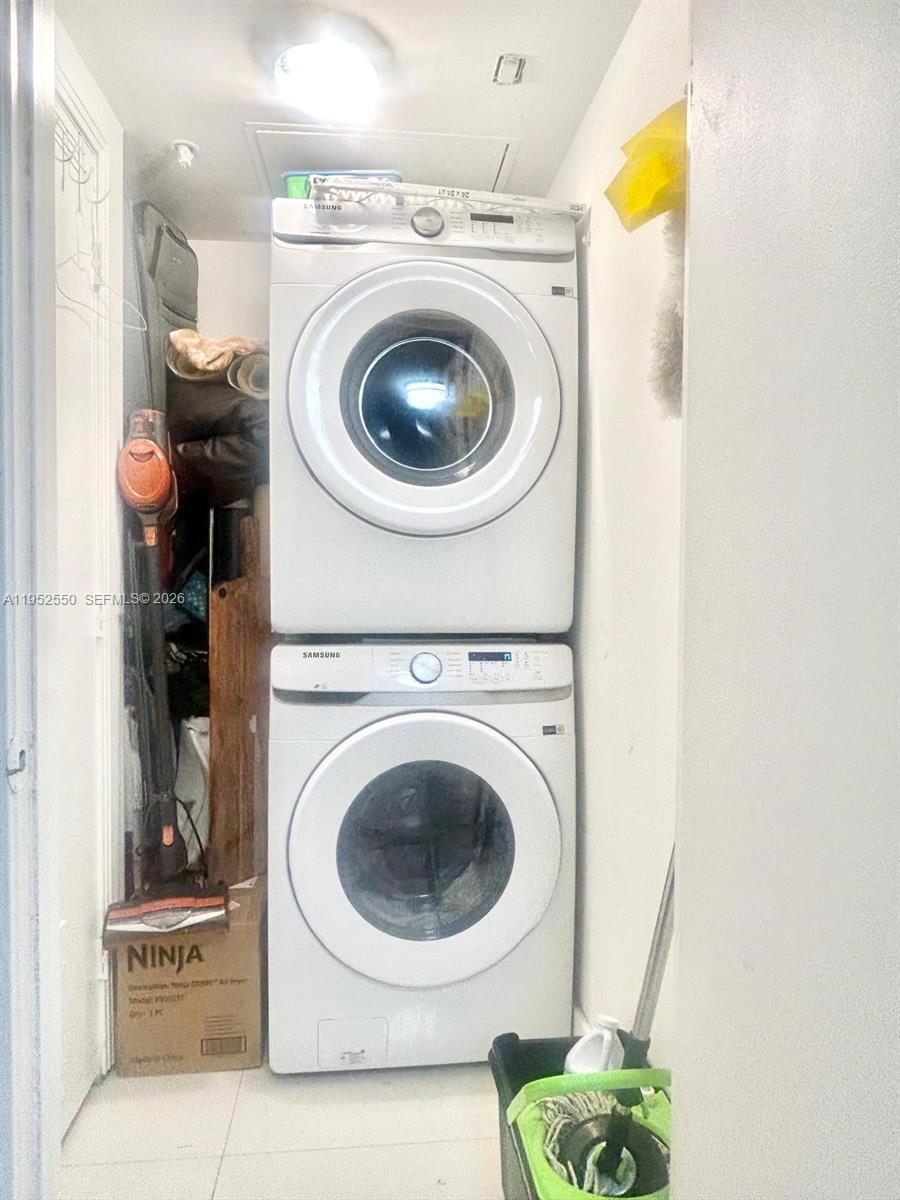 METROPOLIS II AT DADELAND - Residential