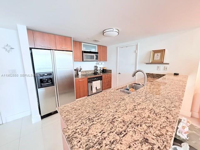 METROPOLIS II AT DADELAND - Residential