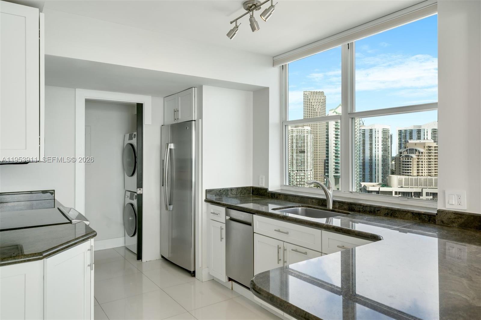 800 Claughton Island Dr 2801