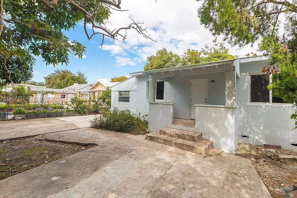 DIXIE HIGHWAY TRACK - Residential