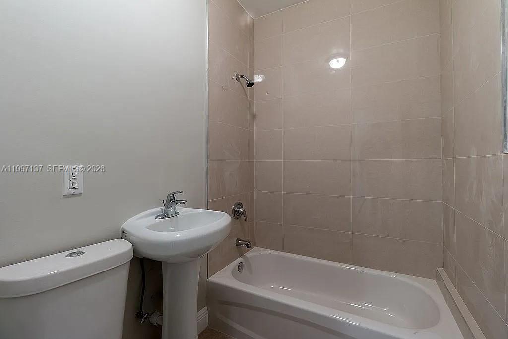 DIXIE HIGHWAY TRACK - Residential