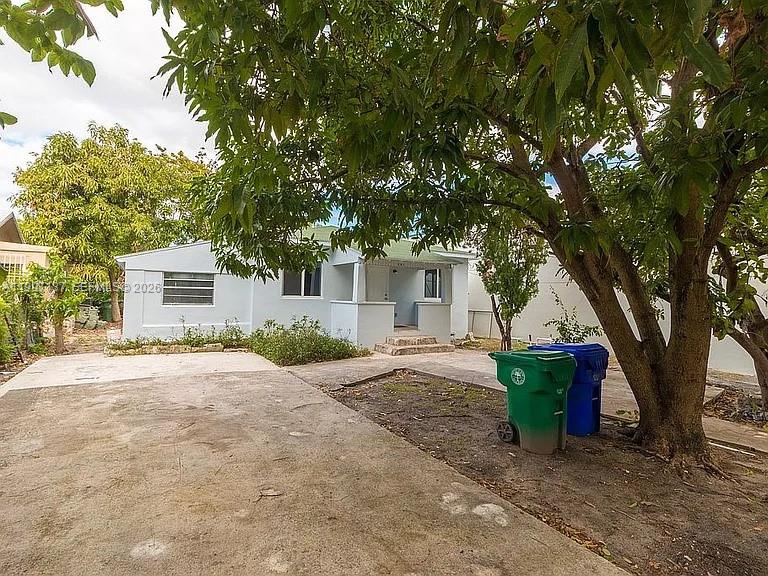 DIXIE HIGHWAY TRACK - Residential