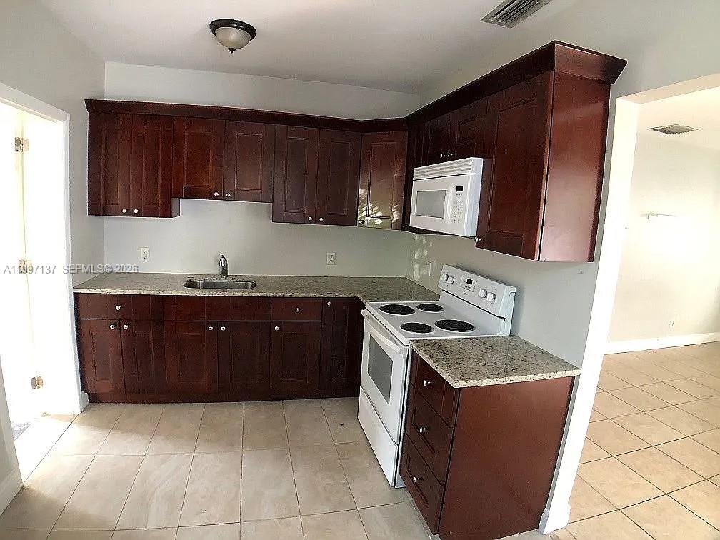 DIXIE HIGHWAY TRACK - Residential