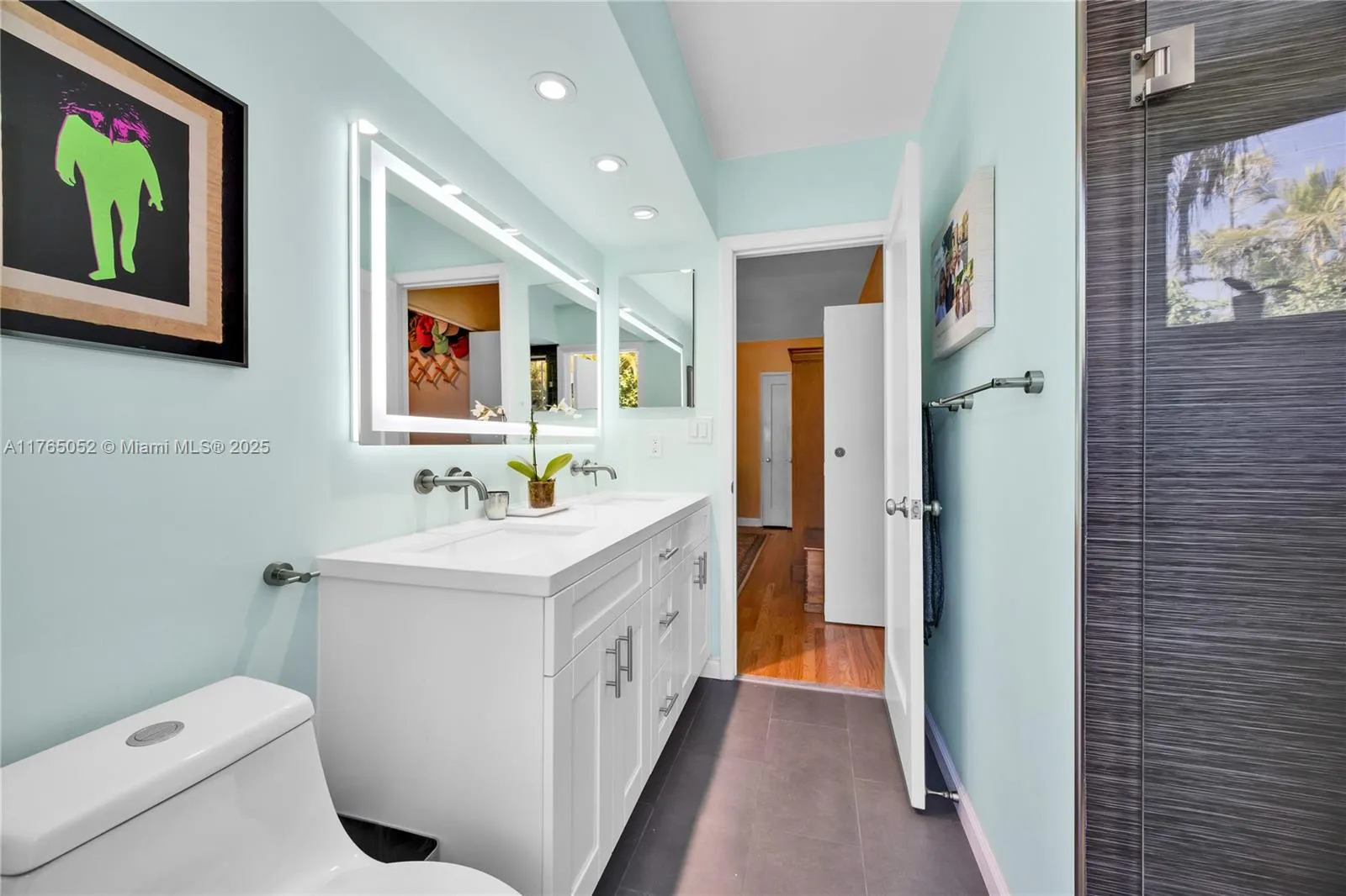 Coral Gables, Florida 33146, United States, 4 Bedrooms Bedrooms, ,3 BathroomsBathrooms,Residential,Active,88911