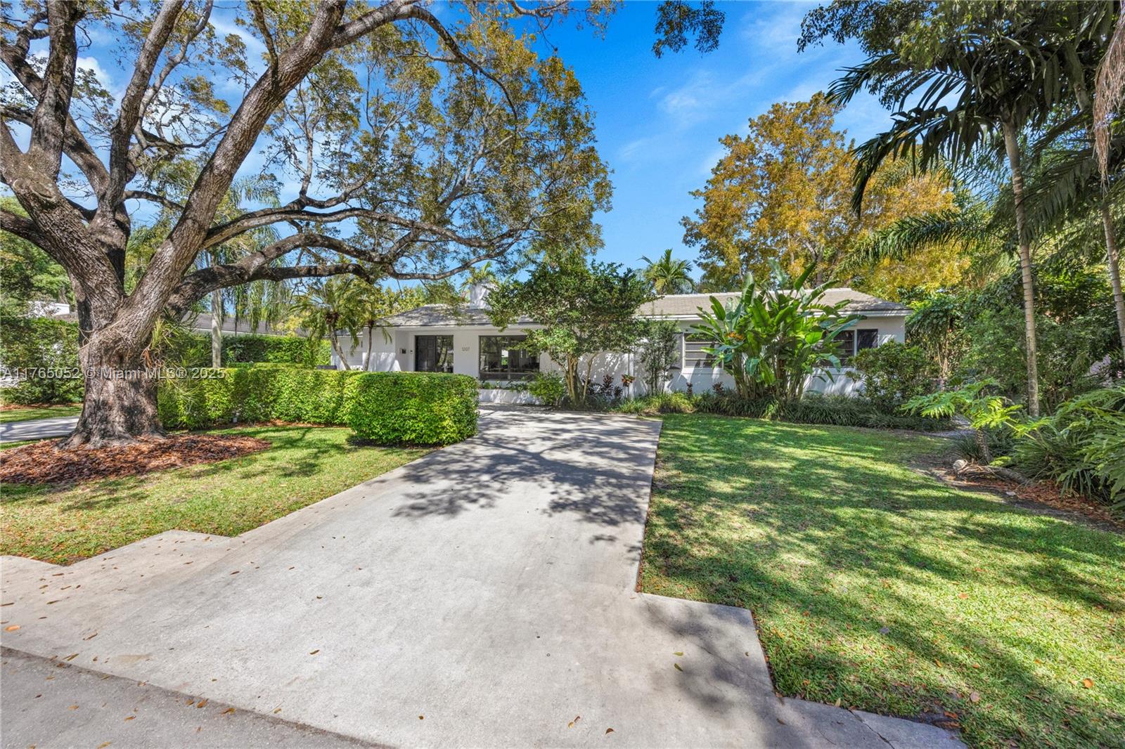 Property for Sale at 1207 Aduana Ave, Coral Gables, Broward County, Florida - Bedrooms: 4 
Bathrooms: 3  - $2,495,000