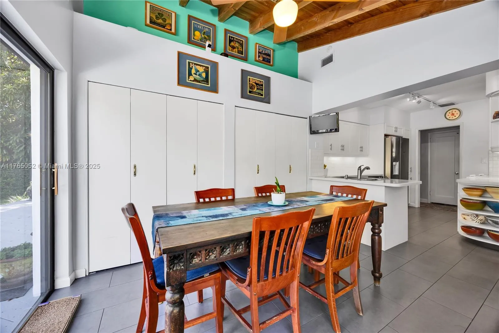 Coral Gables, Florida 33146, United States, 4 Bedrooms Bedrooms, ,3 BathroomsBathrooms,Residential,Active,88911