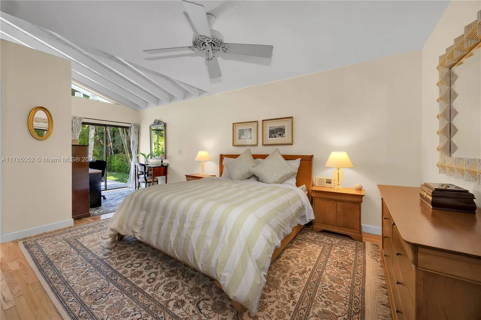 Coral Gables, Florida 33146, United States, 4 Bedrooms Bedrooms, ,3 BathroomsBathrooms,Residential,Active,88911