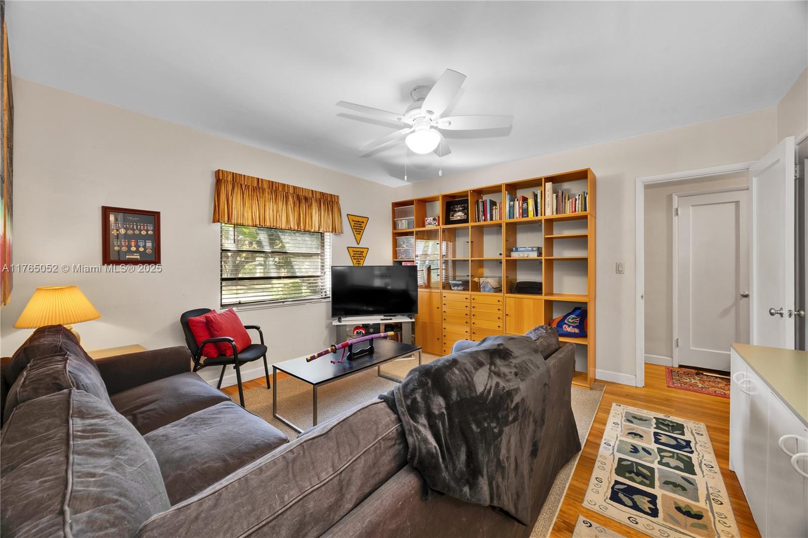 UNIVERSITY ESTATES - Residential