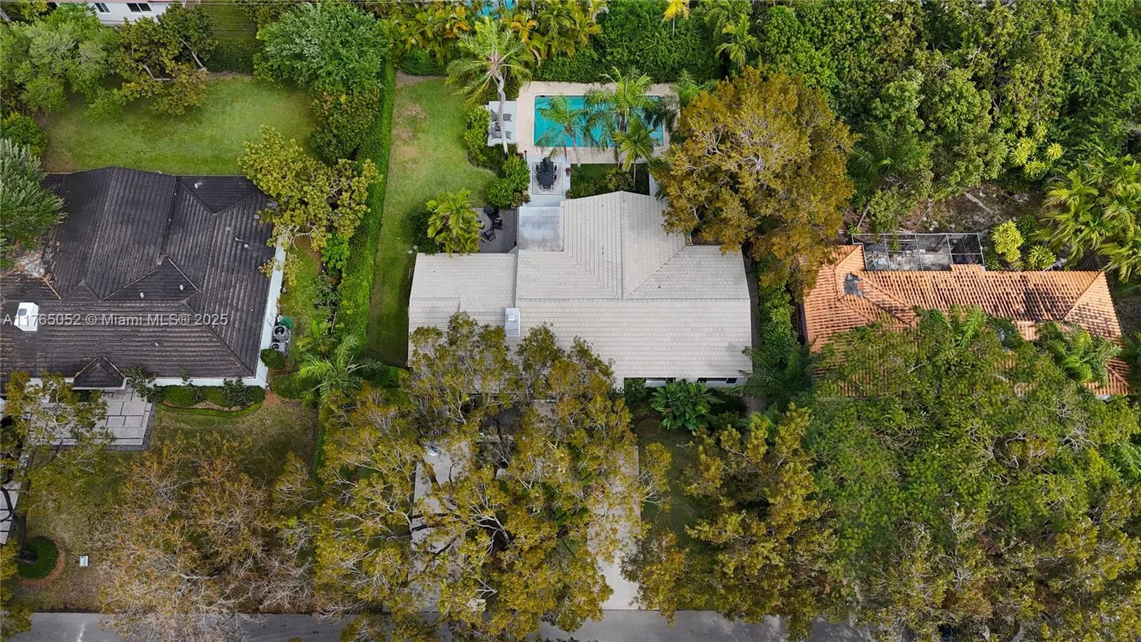 Coral Gables, Florida 33146, United States, 4 Bedrooms Bedrooms, ,3 BathroomsBathrooms,Residential,Active,88911