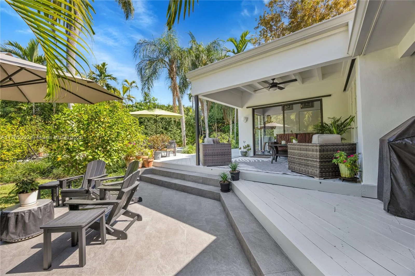 Coral Gables, Florida 33146, United States, 4 Bedrooms Bedrooms, ,3 BathroomsBathrooms,Residential,Active,88911