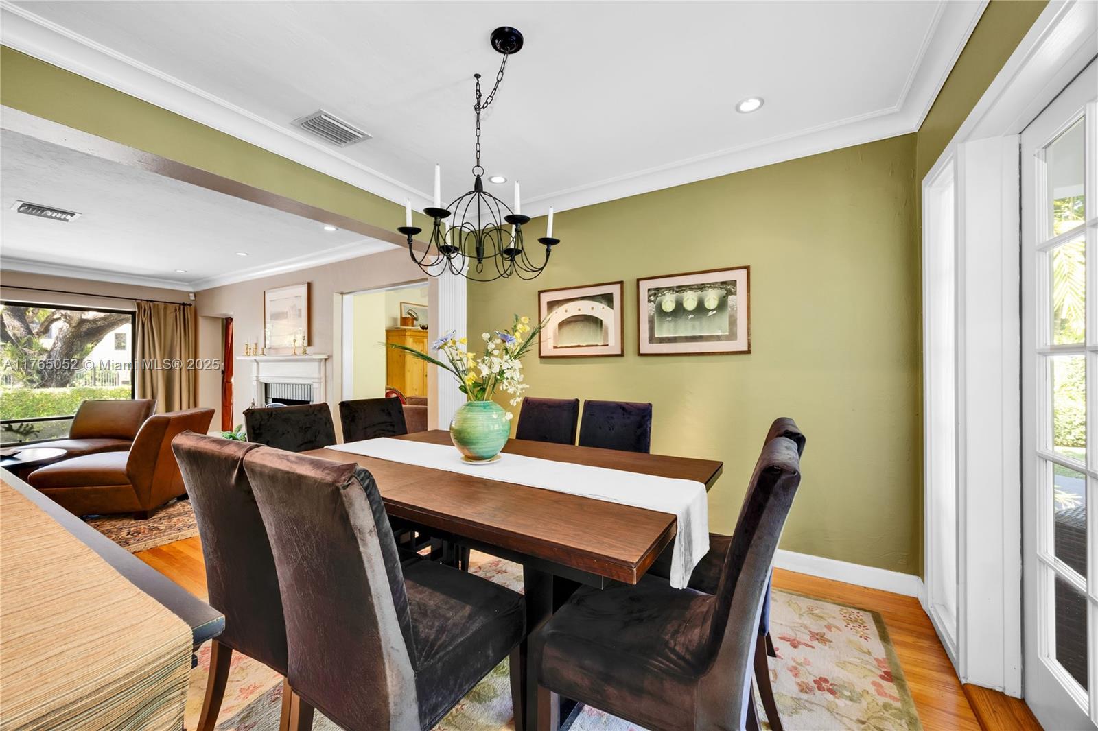 UNIVERSITY ESTATES - Residential