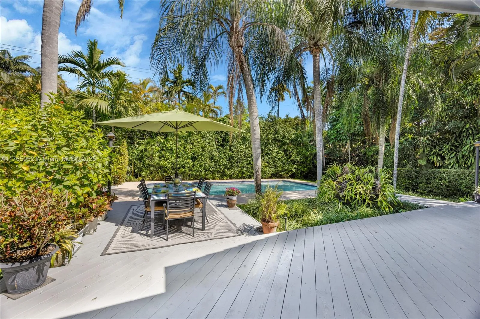 Coral Gables, Florida 33146, United States, 4 Bedrooms Bedrooms, ,3 BathroomsBathrooms,Residential,Active,88911