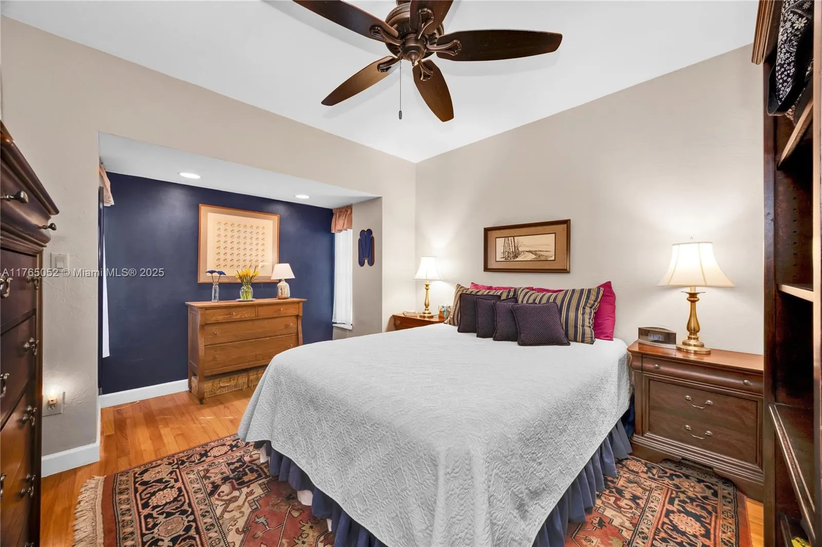 Coral Gables, Florida 33146, United States, 4 Bedrooms Bedrooms, ,3 BathroomsBathrooms,Residential,Active,88911