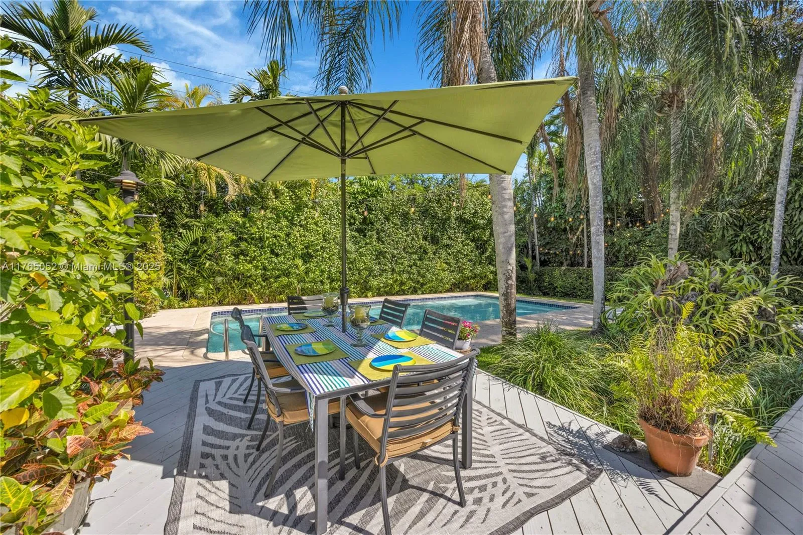 Coral Gables, Florida 33146, United States, 4 Bedrooms Bedrooms, ,3 BathroomsBathrooms,Residential,Active,88911