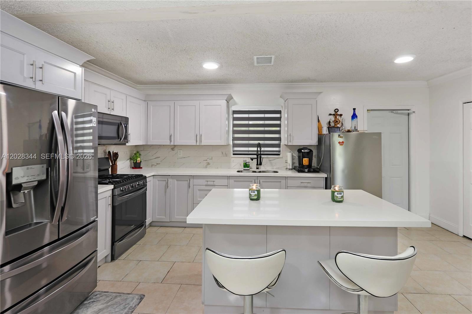 S MIAMI HEIGHTS ADDN B - Residential