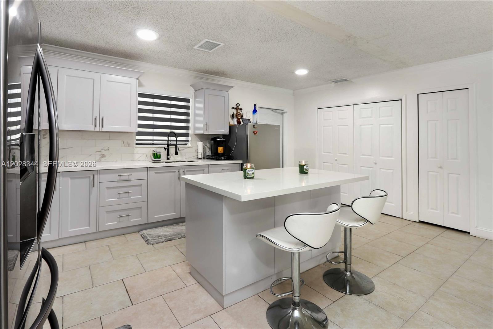S MIAMI HEIGHTS ADDN B - Residential