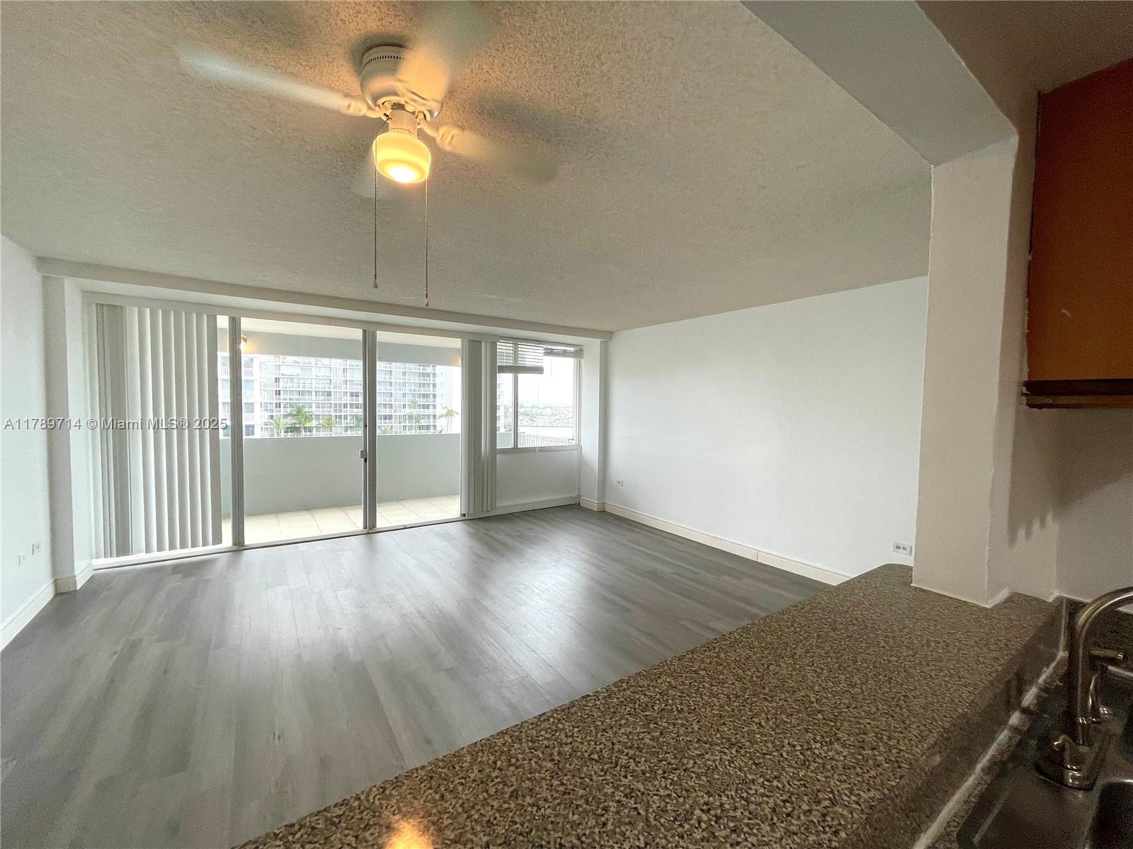 7545 E Treasure Dr 8D