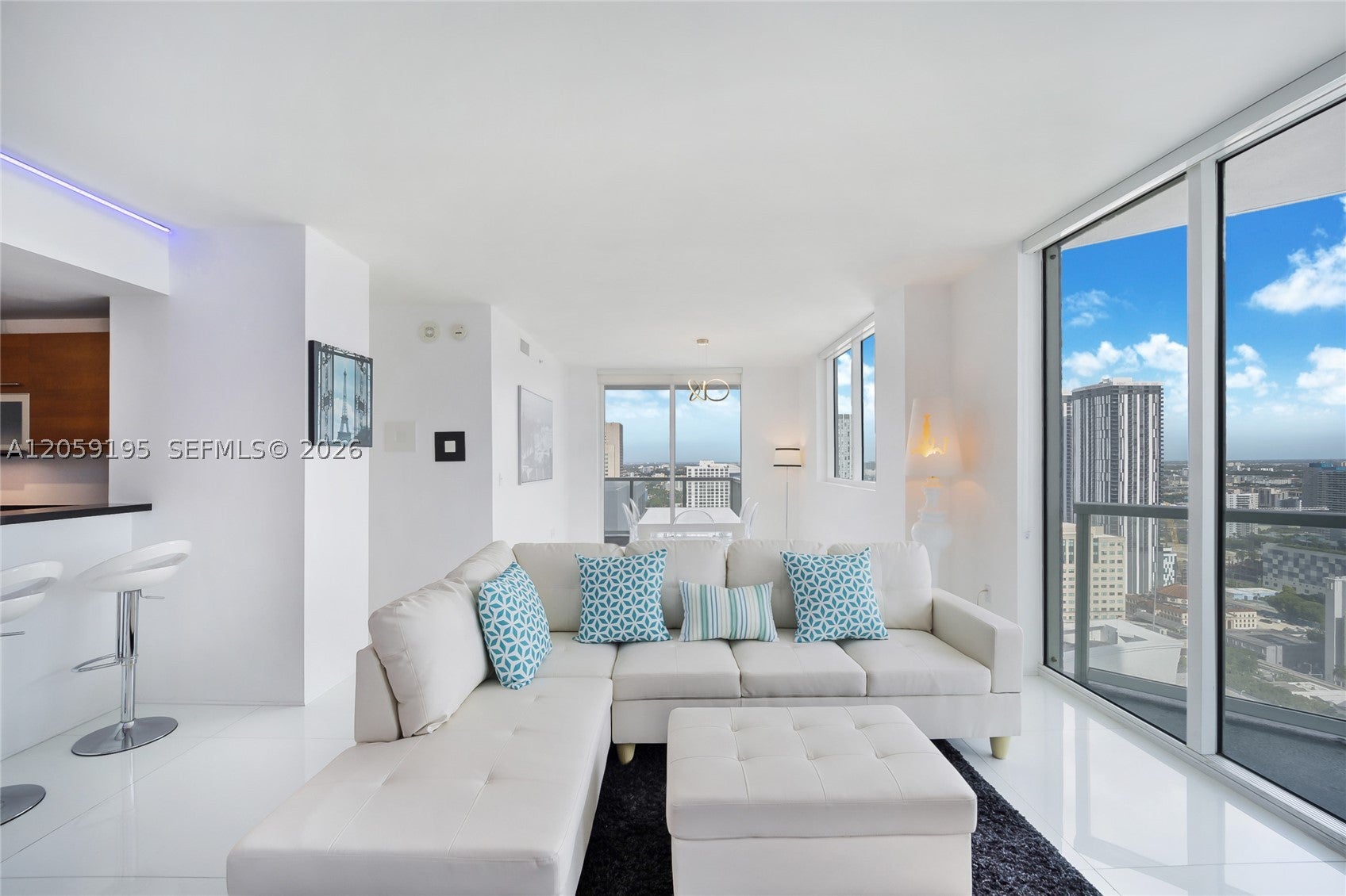253 NE 2nd St 3302
