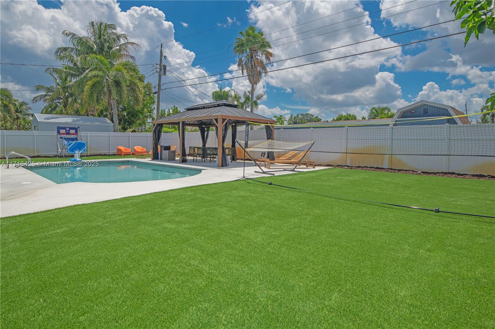 317 SE 7th Ave