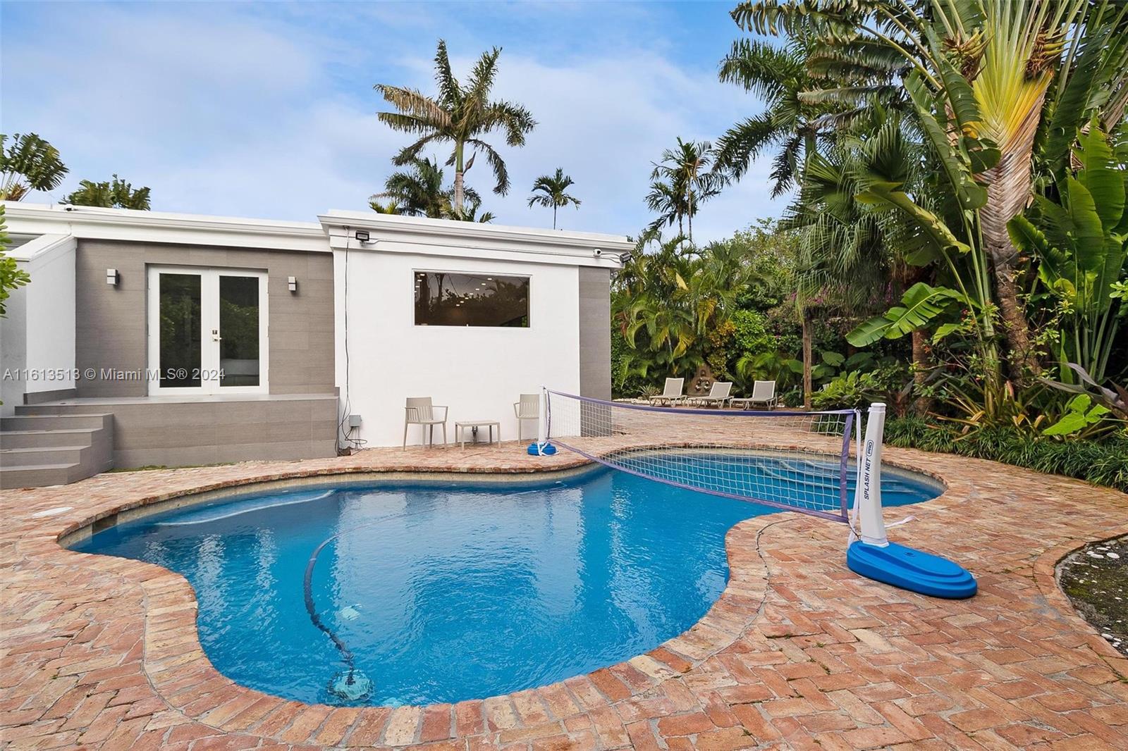 BAY HARBOR ISLAND - Residential