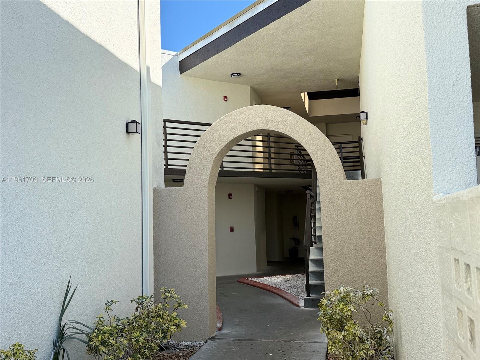 SOLEIL AT FONTAINEBLEAU C - Residential Lease