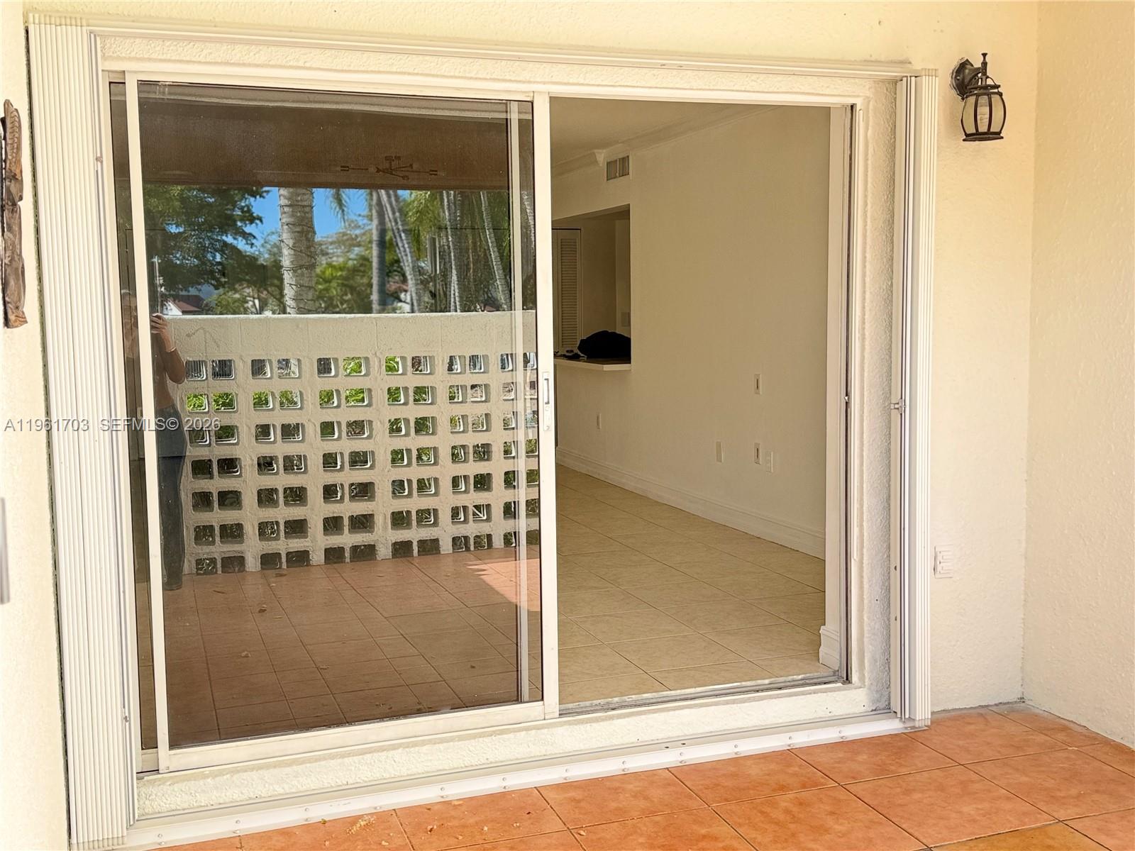 SOLEIL AT FONTAINEBLEAU C - Residential Lease