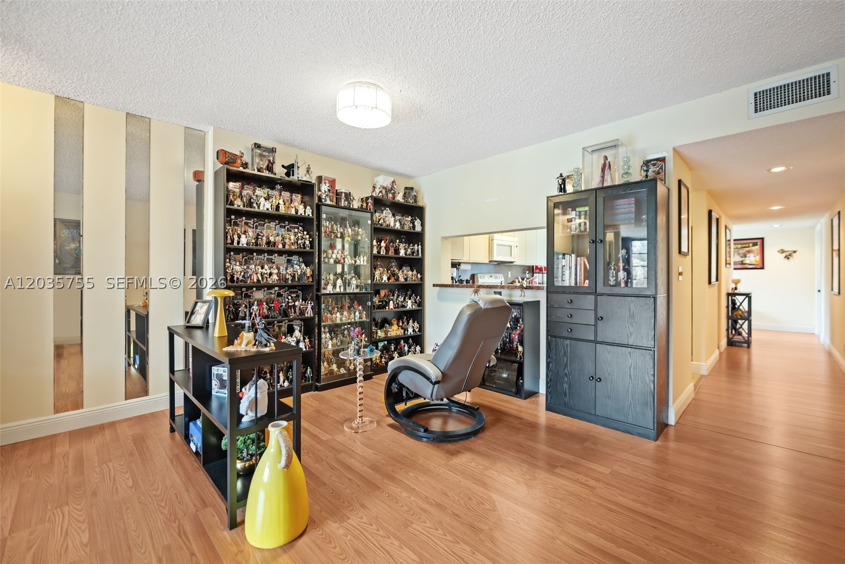 5598 Witney Dr 214