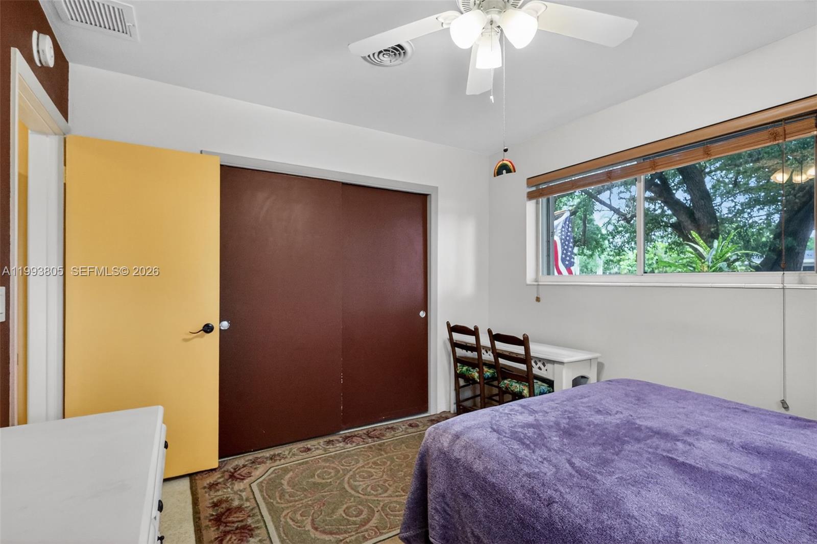 HOLLYWOOD HILLS - Residential