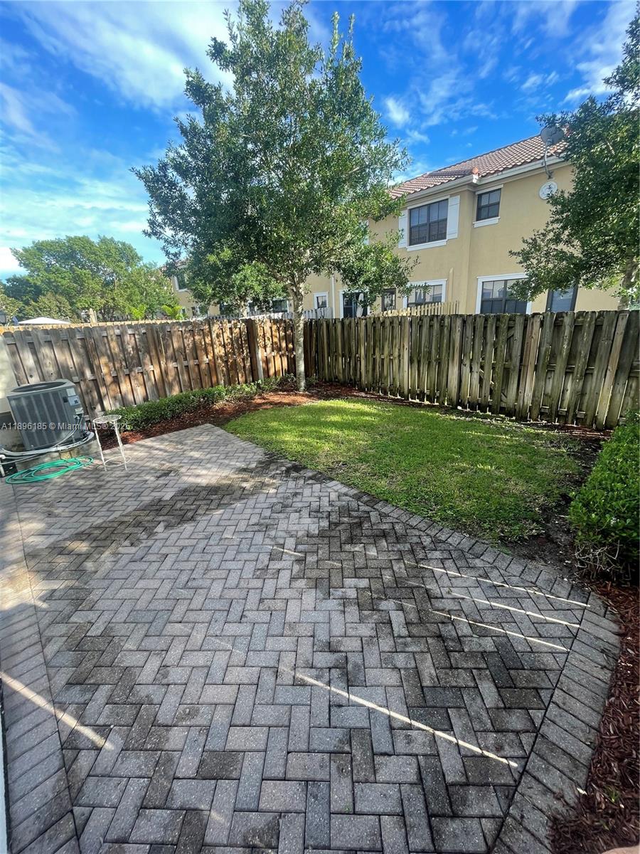 View photos, virtual tours, details... 9596 N Town Parc Cir N