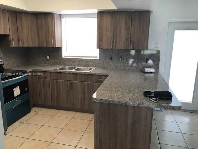 TAM OSHANTER GARDENS FAMI - Residential Lease