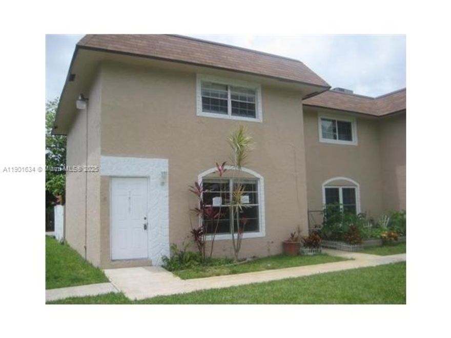 Comfortable townhouse with 2 bedrooms, one full bath upstairs and half bathroom downstairs. No carpet. Tile throughout first floor. Stairs and second floor have laminated floors. Newer kitchen wood cabinets with stainless steel appliances. Open patio. Newer water heater, full size washer & dryer. Please make your appointment 48 hours in advance. Have a tenant occupied until November 30th. Property will be able to move in Dec-01-2025. Small and nice quiet community.