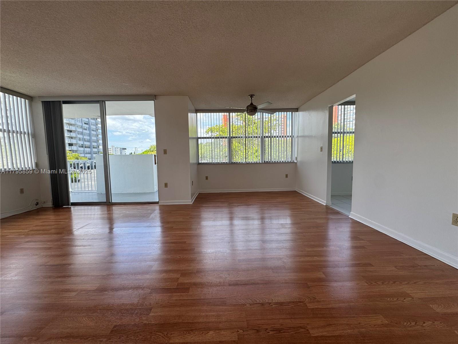 1300 NE Miami Gardens Dr 213E