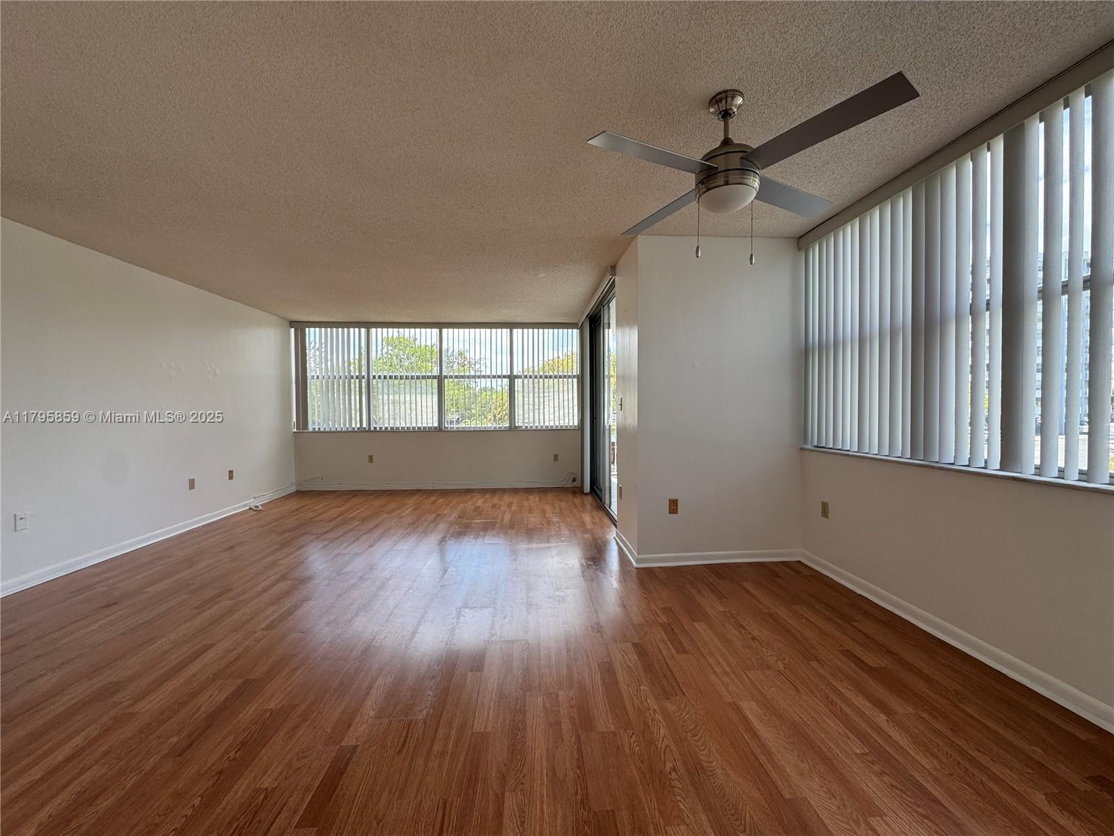 1300 NE Miami Gardens Dr 213E