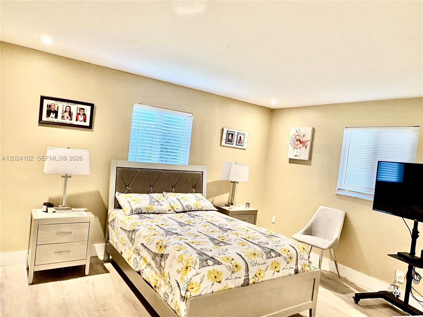 LAUDERDALE WEST 2 SEC - Residential