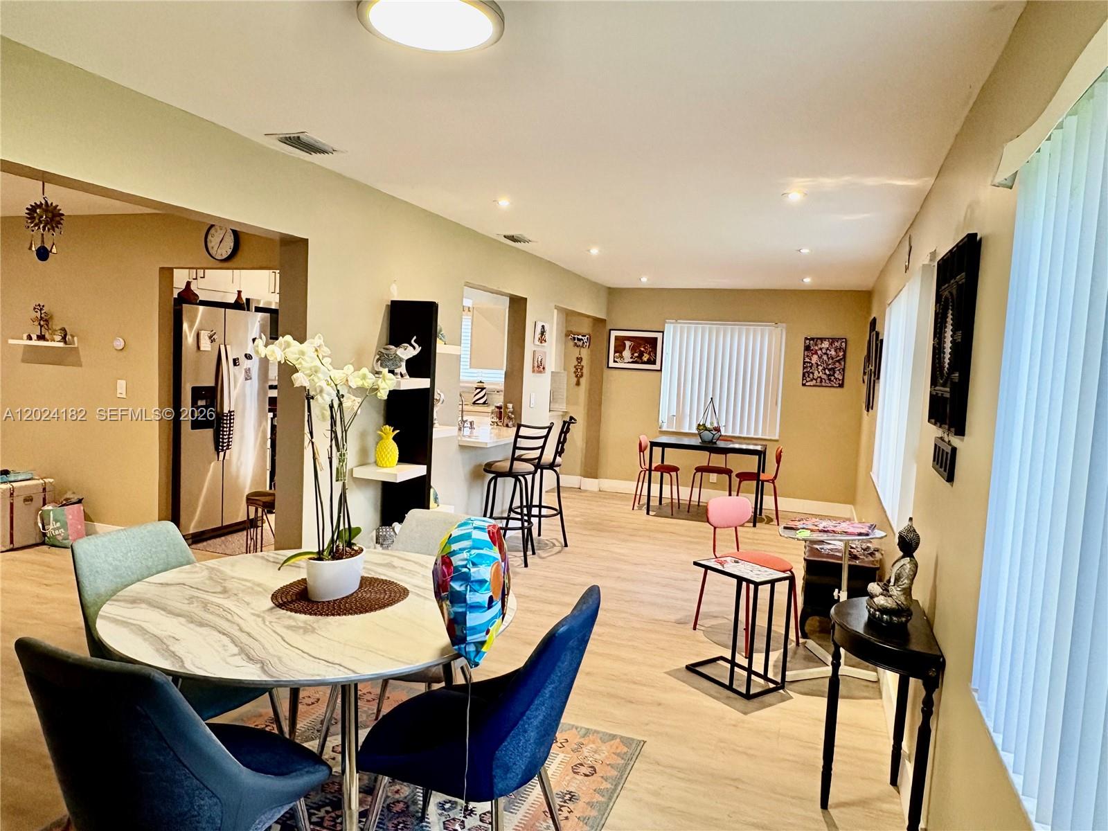 LAUDERDALE WEST 2 SEC - Residential