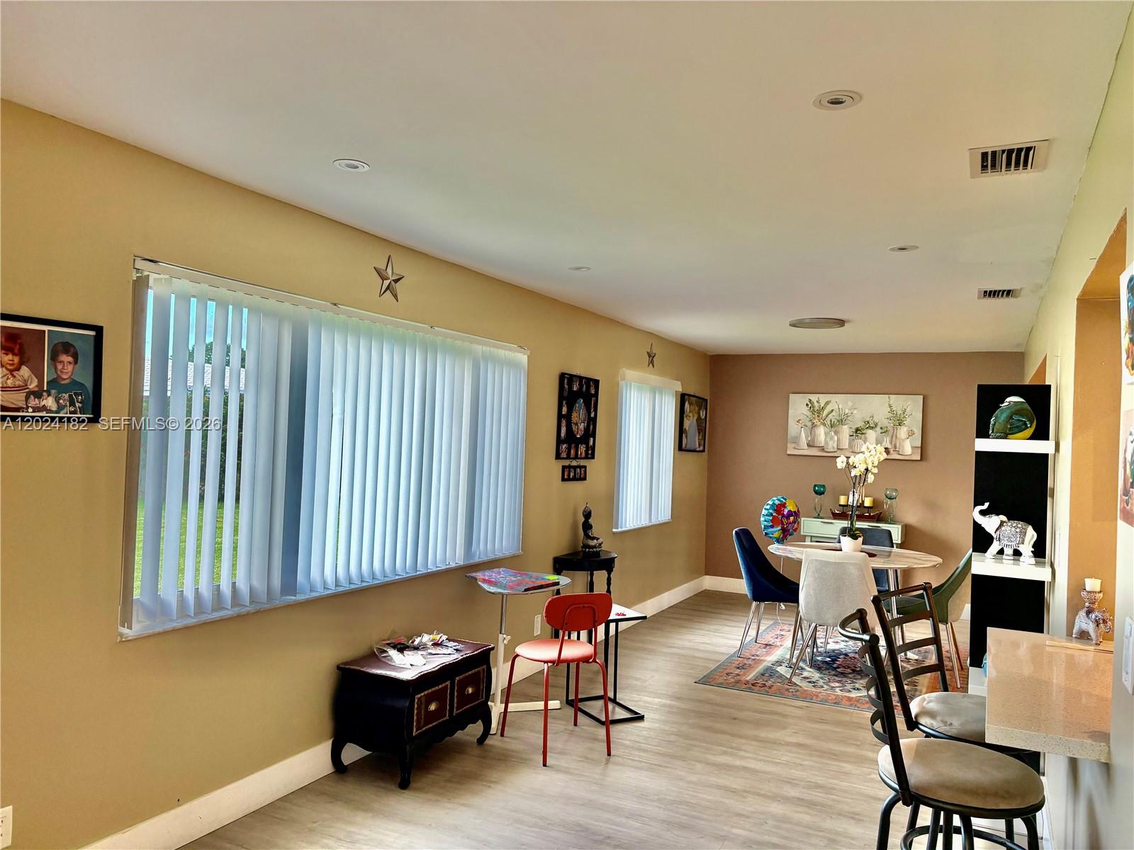 LAUDERDALE WEST 2 SEC - Residential