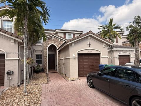 15369 SW 8th Ln Miami FL 33194