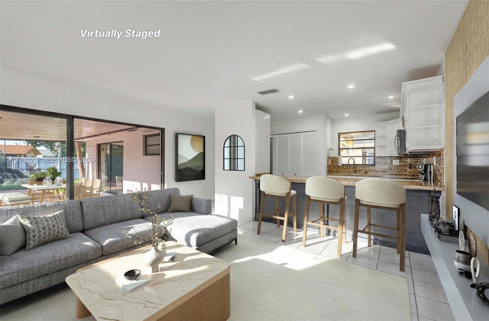 LEOMAR HOMES - Residential