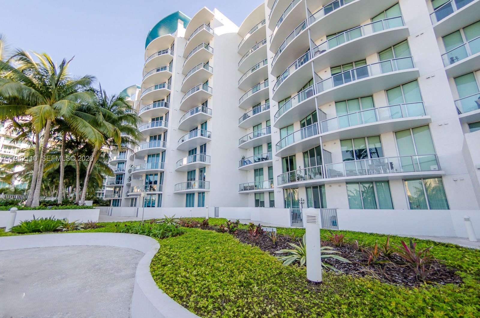 UPTOWN MARINA LOFTS CONDO - Residential Lease