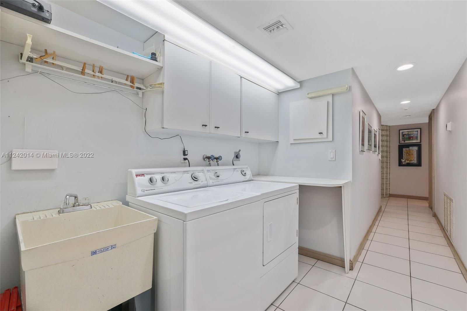 HAMMOCK PK 1ST ADDN - Residential